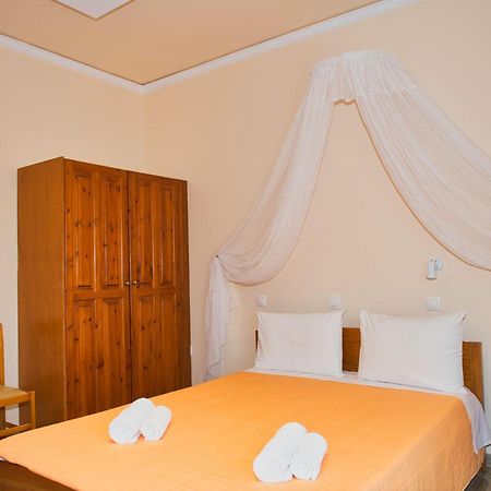 Villa Nikos Karamolegkos Kamari Exterior foto