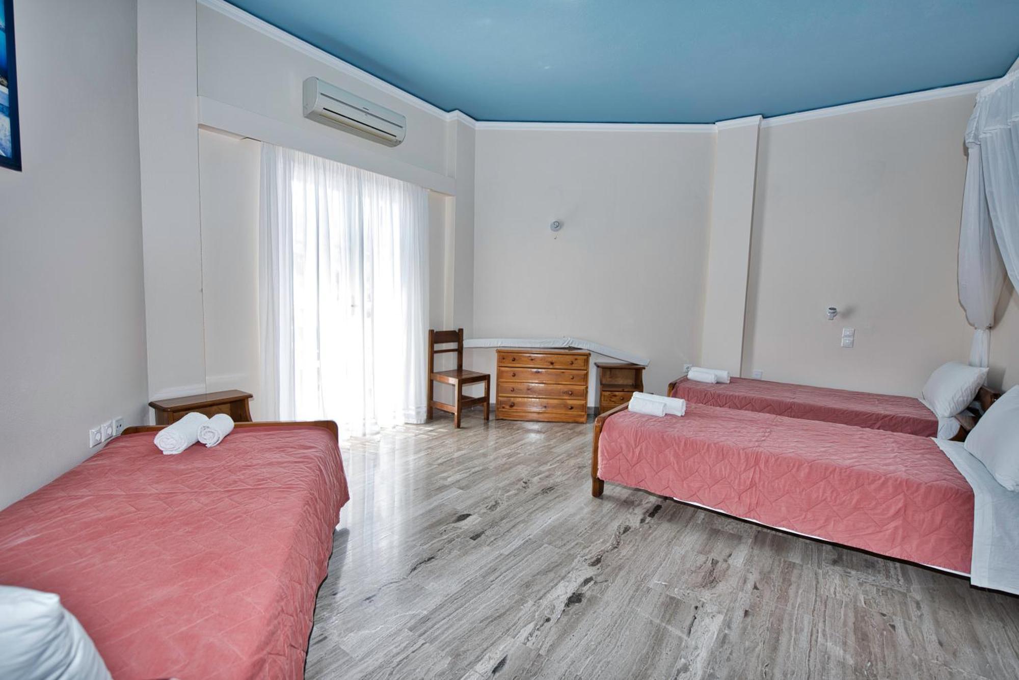 Villa Nikos Karamolegkos Kamari Exterior foto